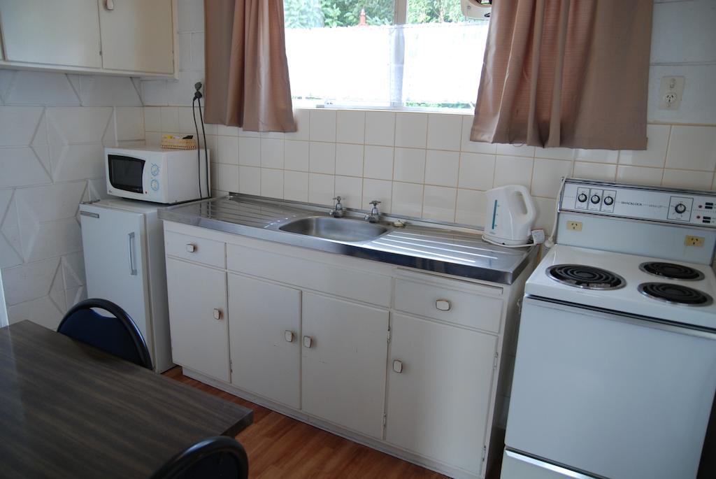 Manhattan Lodge Motel Хамилтън Стая снимка