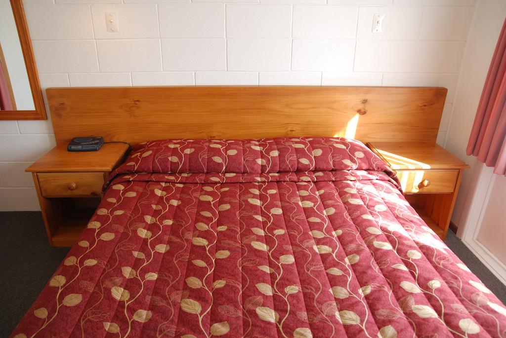 Manhattan Lodge Motel Хамилтън Стая снимка