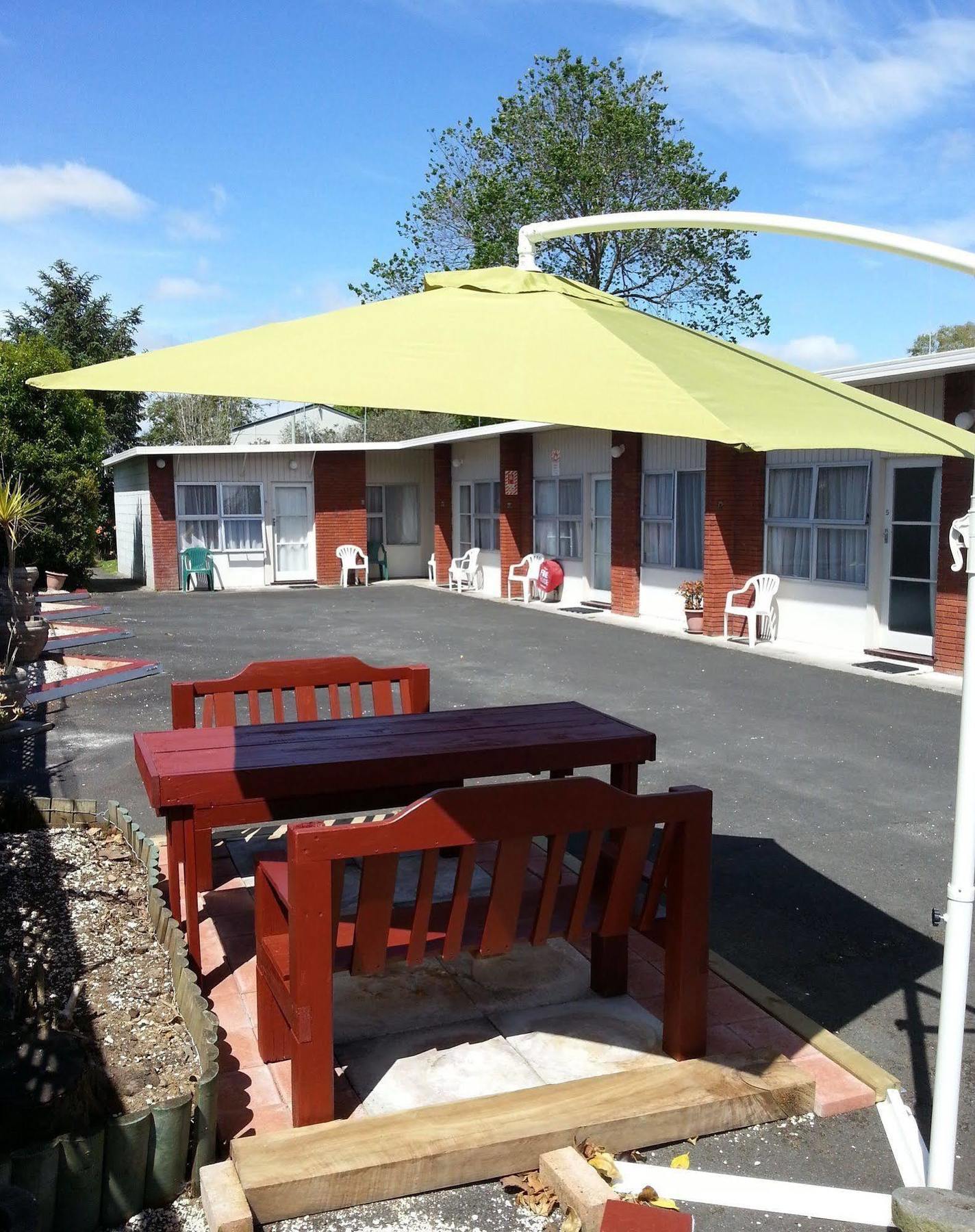 Manhattan Lodge Motel Хамилтън Екстериор снимка