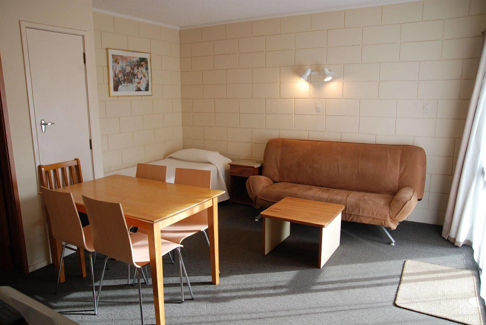 Manhattan Lodge Motel Хамилтън Екстериор снимка